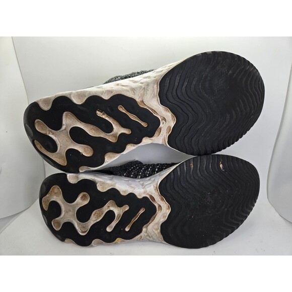 Nike React Phantom Run Flyknit 2 Shoes Mens 10.5 Black Running Athletic Sneakers - Picture 8 of 9